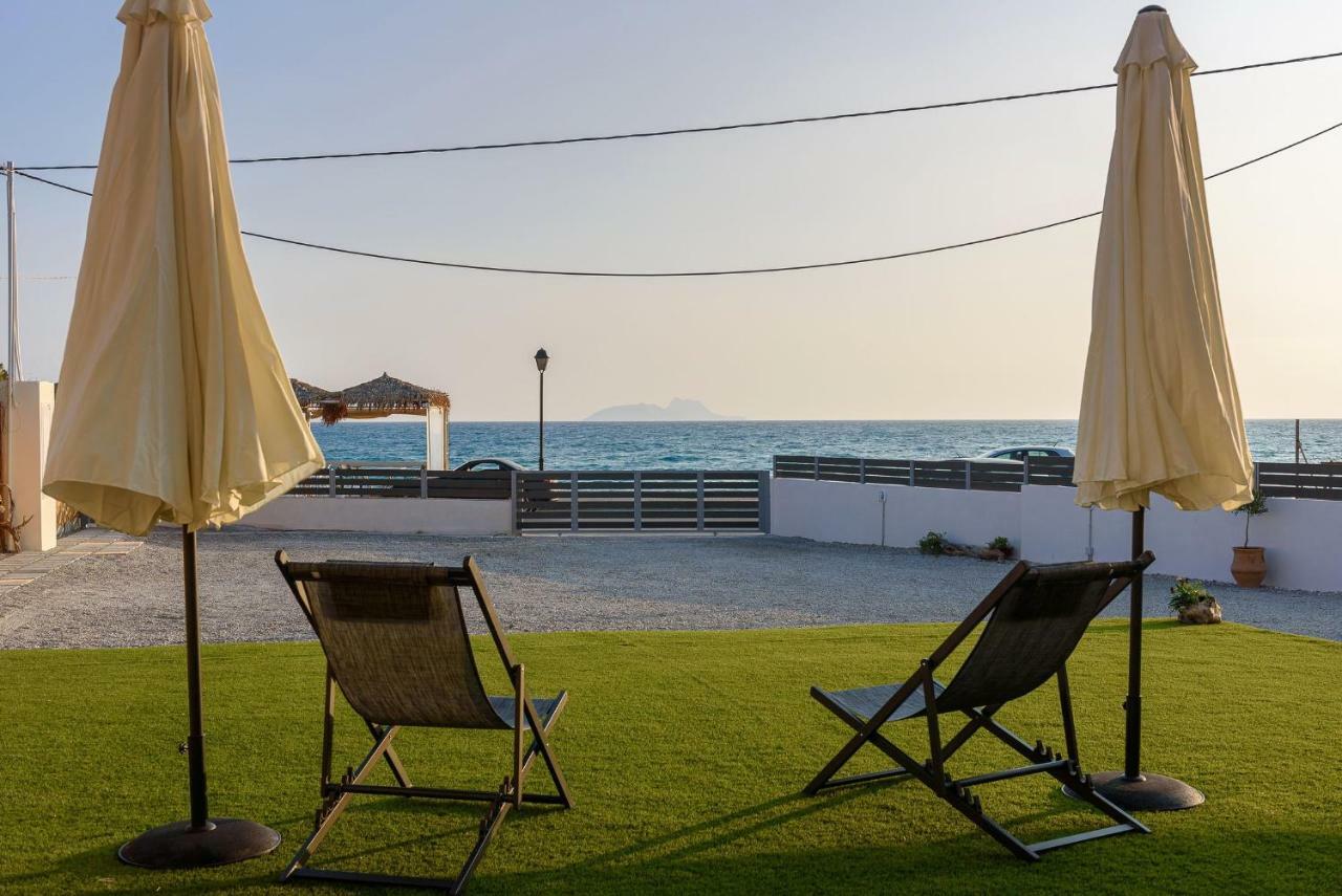 Coral Sea Apartment Kokkinos Pyrgos Eksteriør billede