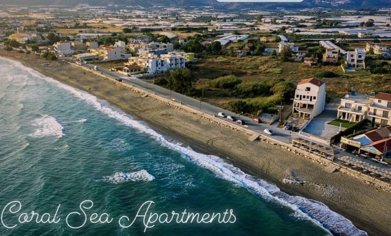 Coral Sea Apartment Kokkinos Pyrgos Eksteriør billede